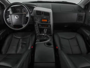 SsangYong  8