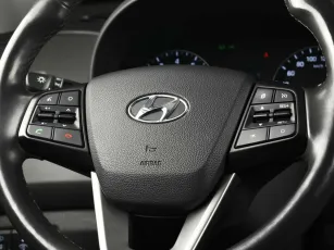 Hyundai  12