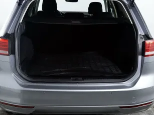 Volkswagen  12