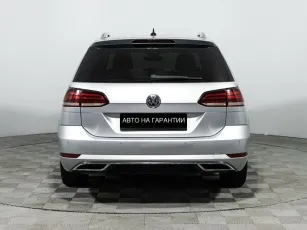Volkswagen  4