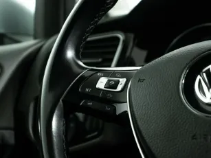 Volkswagen  9