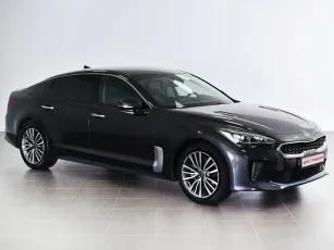 Kia Stinger,  I