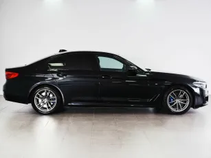 BMW  4