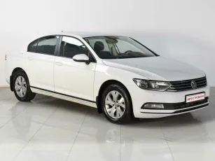 Volkswagen Passat,  B8