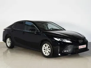 Toyota Camry,  VIII (XV70)