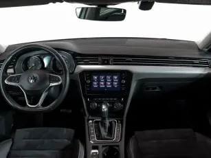 Volkswagen  6