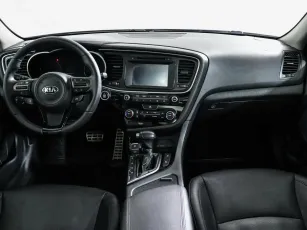 Kia  6