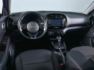Kia  6