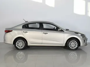Kia  4