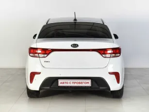 Kia  4