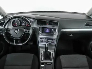 Volkswagen  6