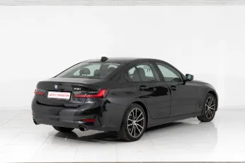 BMW  4