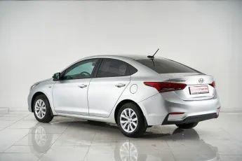 Hyundai  4