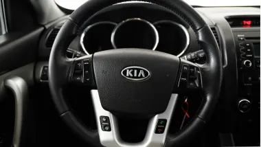 Kia  16