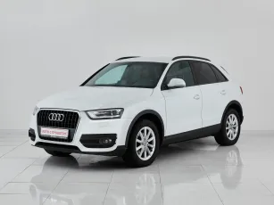 Audi Q3,  I (8U)