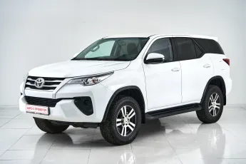 Toyota Fortuner,  II