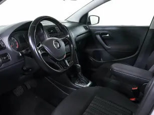 Volkswagen  10
