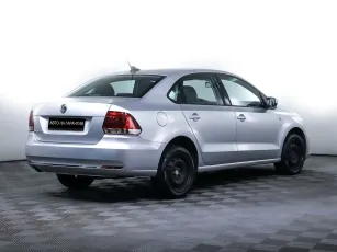 Volkswagen  4