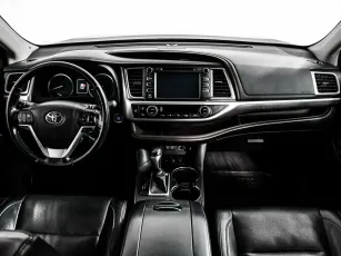 Toyota  7