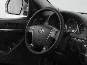 Hyundai  11