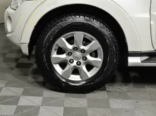 Mitsubishi  7