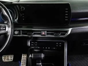 Kia  12