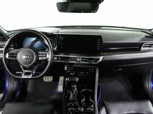 Kia  9