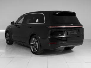Li Auto (Lixiang)  4