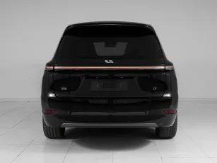 Li Auto (Lixiang)  5