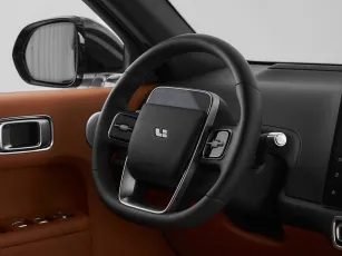 Li Auto (Lixiang)  7