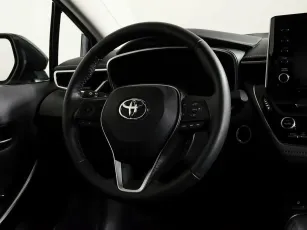 Toyota  12