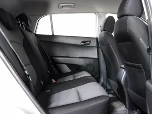 Hyundai  12