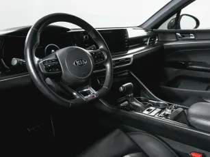 Kia  14