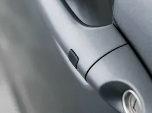 Kia  12