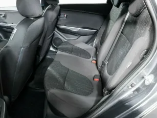 Kia  13