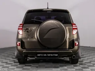 Toyota  4
