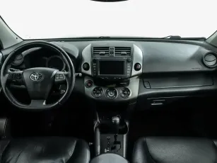 Toyota  6