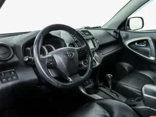 Toyota  7