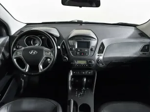 Hyundai  11