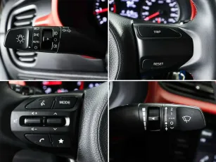 Kia  14