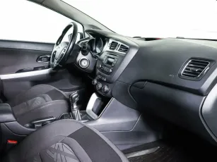 Kia  11