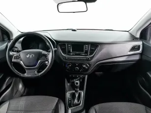 Hyundai  6