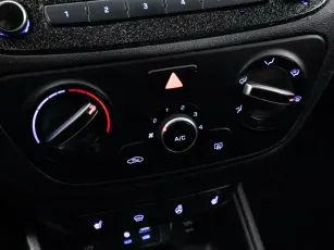 Hyundai  9