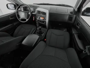 SsangYong  8