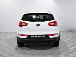 Kia  4
