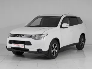Mitsubishi Outlander,  III