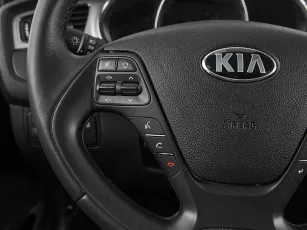 Kia  11