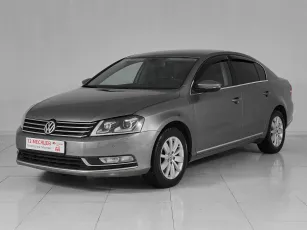 Volkswagen Passat,  B7