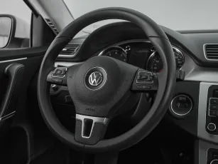 Volkswagen  10