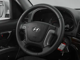 Hyundai  10